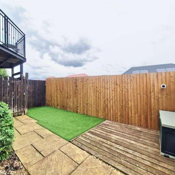 Parsons Close, Fernwood, NG24 - Photo 1