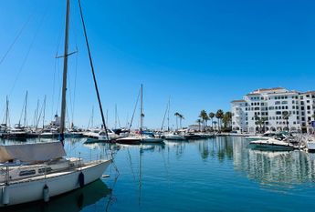 Alquiler de piso en Calle de Levante, 1