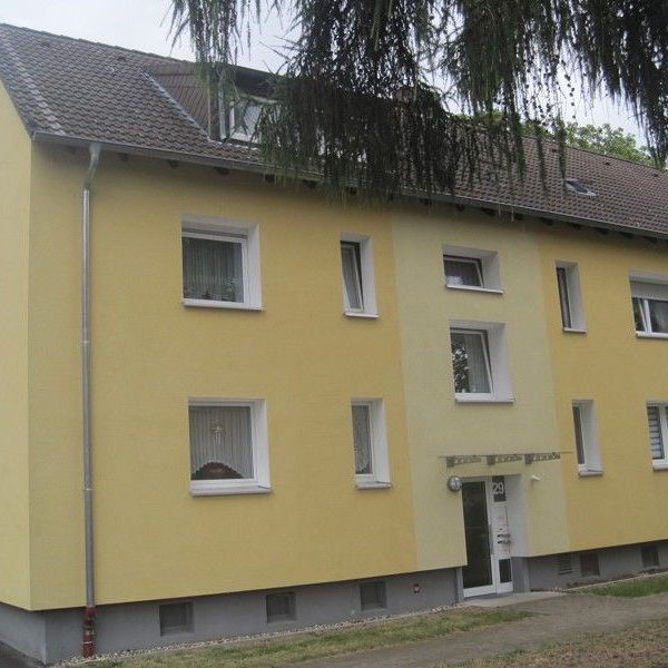 Schöne Wohnung sucht Mieter: geräumige 2-Zimmer-Wohnung - Foto 1