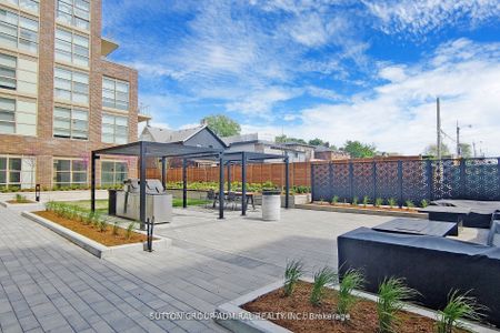 For Lease - 1787 St. Clair Avenue Unit# 706, Toronto, Ontario - Photo 2