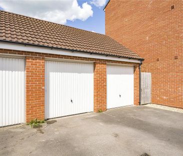 4 bedroom terraced house to rent - Photo 1