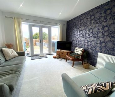 2 Bedroom Terraced To Let - Photo 2