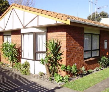 One Street Back from The Beach - Papamoa - Photo 6