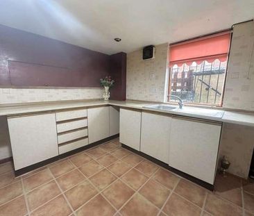 Darfield Place, Harehills, Leeds, LS8 - Photo 3