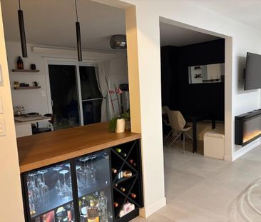 Maison rénovée avec cour - Photo 2