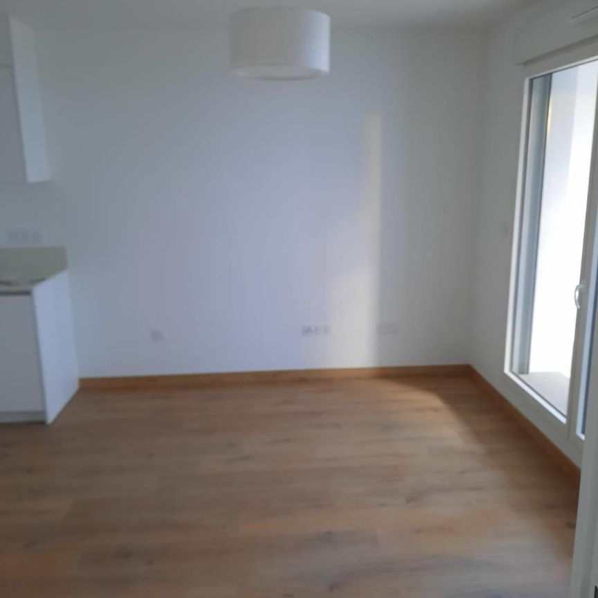 Location Appartement 2 pièces 45m² CHAMPS SUR MARNE 77420 - Photo 1