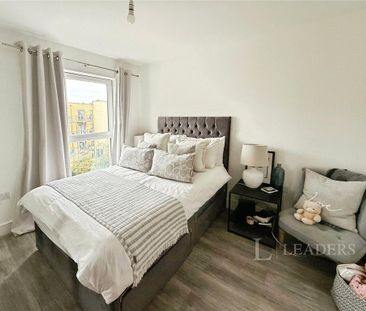 2 bedroom flat to rent - Photo 6
