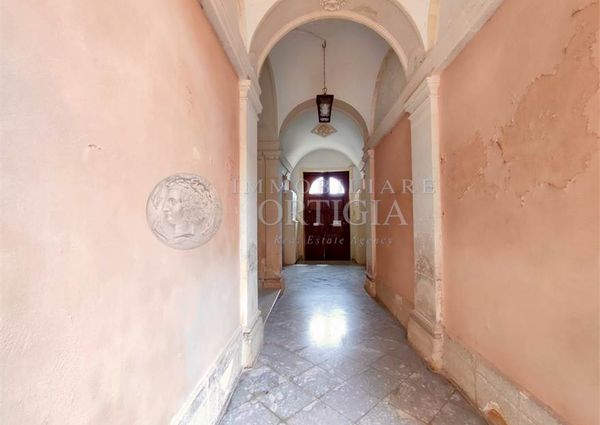 Appartamento sul lungo mare di levante