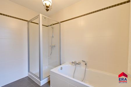 Te huur: recent en lichtrijk 2 slpk app met tuin in Kaprijke - Photo 2