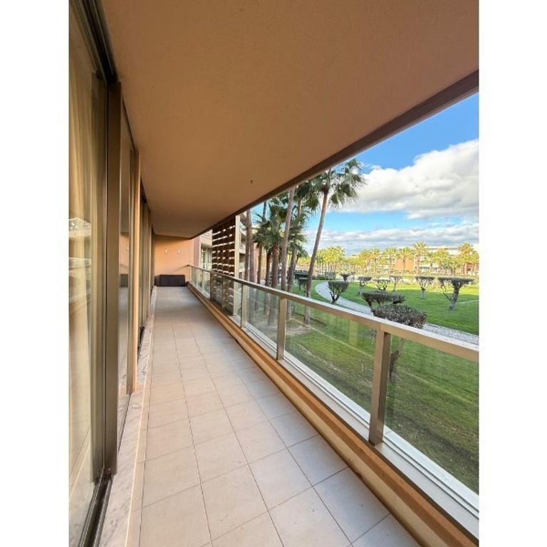 2 room luxury Apartment for rent in Albufeira, Distrito de Faro - Photo 1