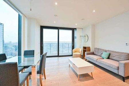 St Gabriel Walk, Elephant And Castle, SE1 - Photo 2