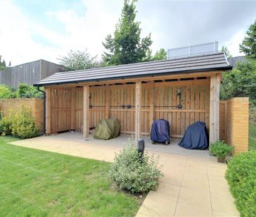 Spitfire Lodge, Southampton - Photo 4