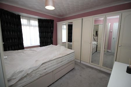 3 bedroom bungalow to rent - Photo 3