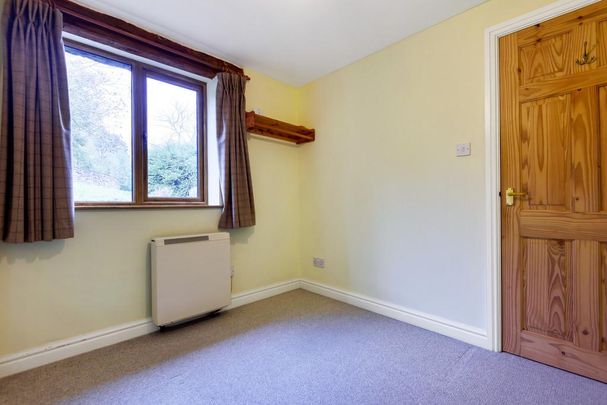 2 bedroom barn conversion to rent - Photo 1