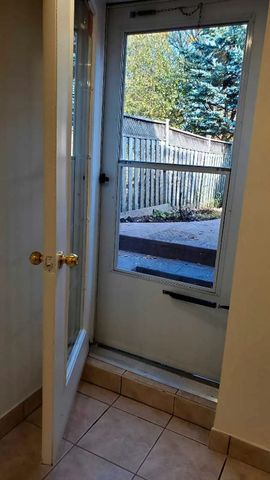 For Lease - 7 Price Street, Richmond Hill, Ontario - Photo 5