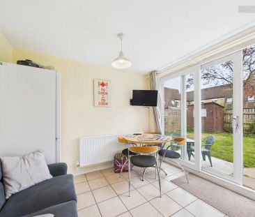 Wheatdole, Orton Goldhay, Peterborough, PE2 5QS - Photo 4