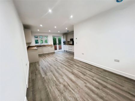 Allscott, Telford, Shropshire, TF6 - Photo 5