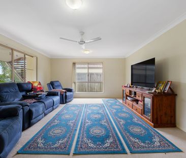 Spacious Family Home in Quiet, Family-Friendly Location - Photo 1