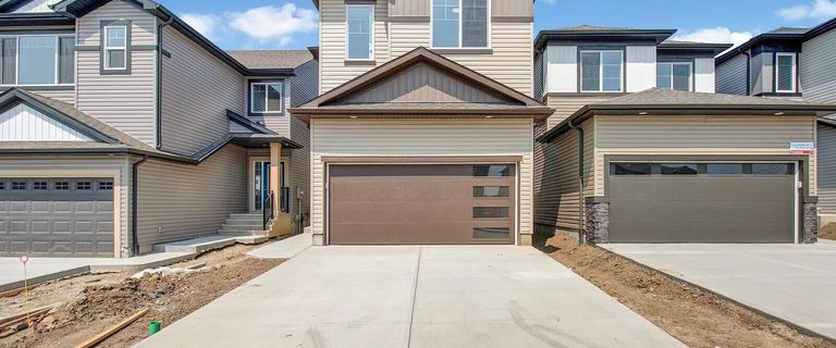 PRICE REDUCED !!! BRAND NEW HOUSE IN CHAPPELLE | 9420 Colak Lane Southwest, Edmonton - Photo 1