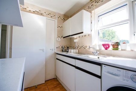 28 Leasow Drive - Photo 4