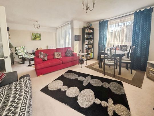 2 bedroom apartment to rent Chichester Court, Pevensey Garden, Worthing, BN11 - Photo 1