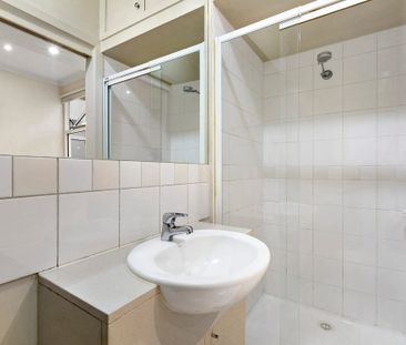 Convenience On Your Doorstep! - Photo 2