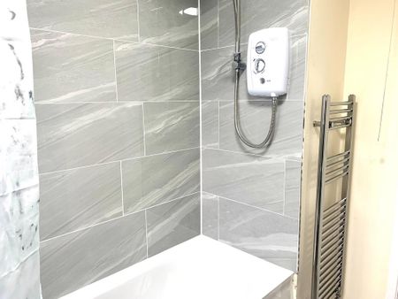 2 bedroom maisonette to rent - Photo 3