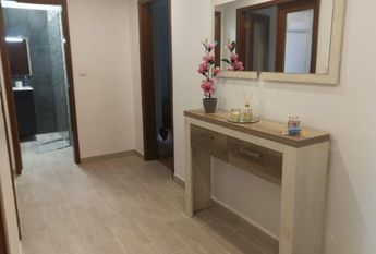 Alugo quarto Almada Caparica