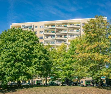 3-Raum-Wohnung mit Balkon und eine Kita in der Nähe - Photo 2