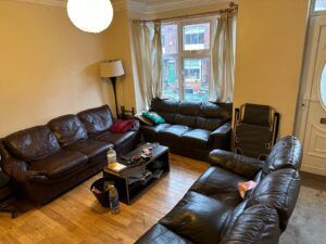 53 Manor Drive, Leeds, LS6 1DD - Photo 2