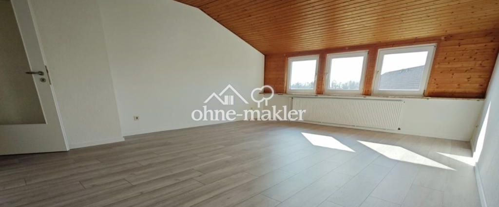 Schöne 3-Zi.-Wohnung in Paderborn Schloß Neuhaus, ruhige Lage, DG - Foto 1