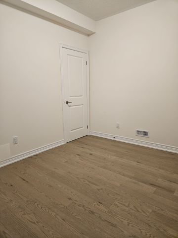 For Lease - 3185 SIXTH LINE Lane Unit# 18 B, Oakville, Ontario - Photo 3