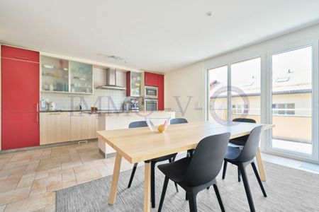 SPACIEUX ET LUMINEU EN DUPLEX AVEC BALCON-TERRASSE - Foto 3