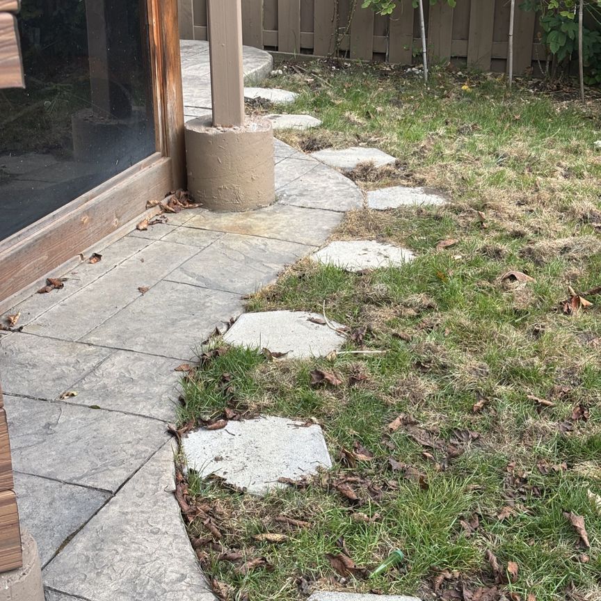 For Lease - 397 Turnberry Crescent, Mississauga, Ontario - Photo 1