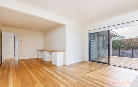 21 Mirbelia Crescent, Rivett ACT 2611 - House For Rent | Domain - Photo 3