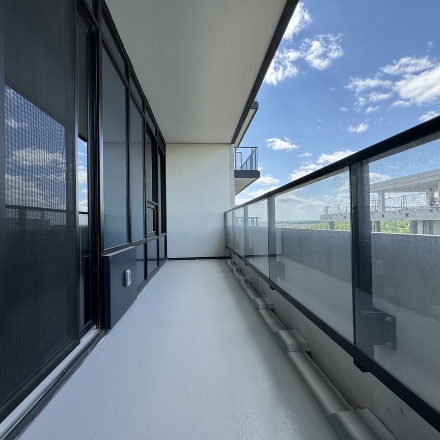 For Lease - 3220 William Coltson Avenue Unit# 913, Oakville, Ontario - Photo 1