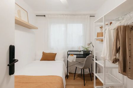 Avinguda del Primat Reig, Valencia, Valencian Community 46019 - Photo 2