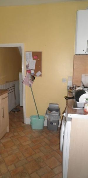 2 Bedroom Flat Addycombe Terrace Heaton - Photo 1