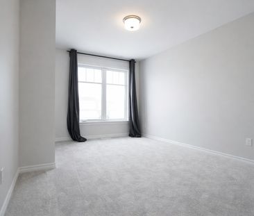 For Lease - 527 Sonmarg Crescent, Barrhaven, Ontario - Photo 4