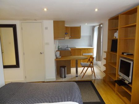 Flat 28 Cartwright Gardens, Bloomsbury WC1H 9EH - Photo 3