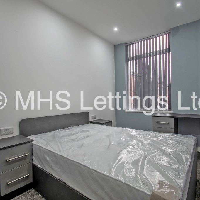 Flat 1, 12 Noster Hill, Leeds, LS11 8QE - Photo 1