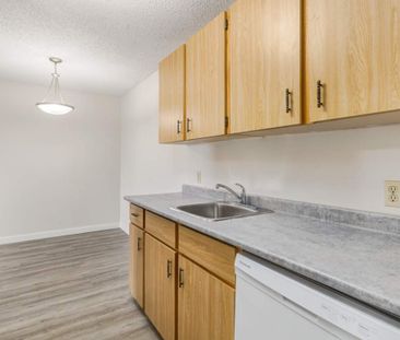 Classic Suite - 1 Bedroom - Photo 2
