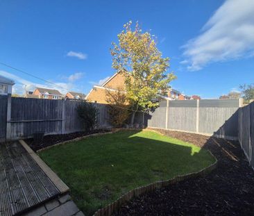 2 bedroom semi-detached house to rent - Photo 6