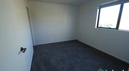 Finest Townhouse on Cross Street - Photo 4
