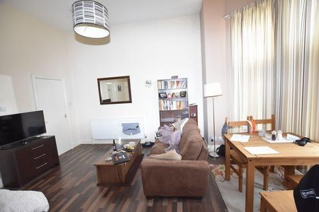 Studio to rent - Photo 2