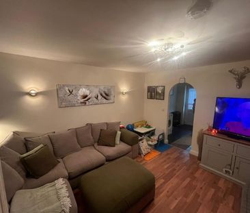 2 bedroom semi-detached house to rent - Photo 1