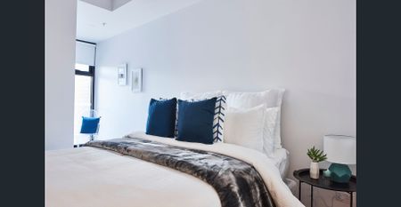 St Kilda 2BR | $840 UTILITIES AND FURNITURE INCLUDED | Beachside Living + Parking + Wi-Fi - Photo 5