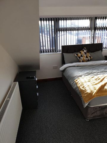 7 bedroom house share to rent - Photo 3