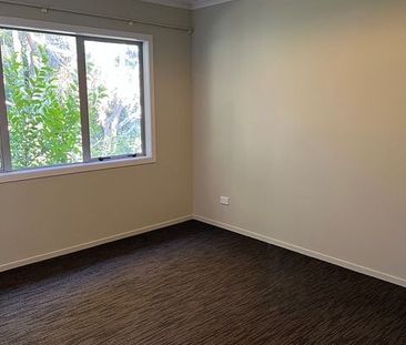 4 bedrooms with 4 ensuite bathrooms - Photo 5