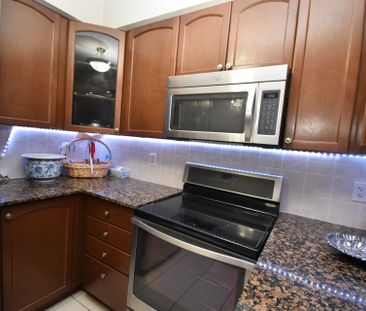 For Lease - 100 Promenade Circle Unit# 304, Vaughan, Ontario - Photo 4